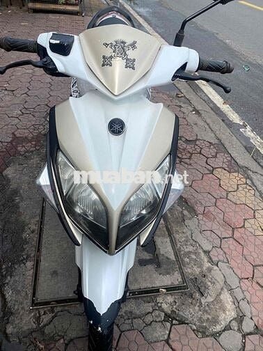 Xe novo 4 trắng đầu zin