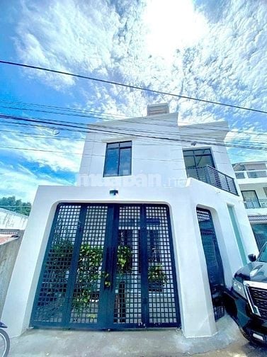 Bán nhà mới đẹp lô góc-DT56m2-2TẦNG-3PN-ôtô đậu cửa-vĩnh hải-NT-3TY