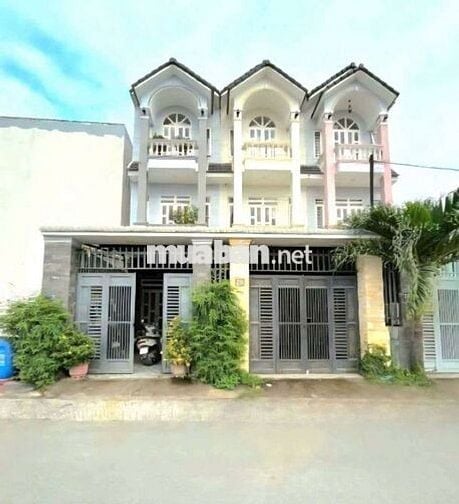 Nhà kp Đông Tác  phường Tân Đông Hiệp Dĩ An, tp Hồ Chí Minh