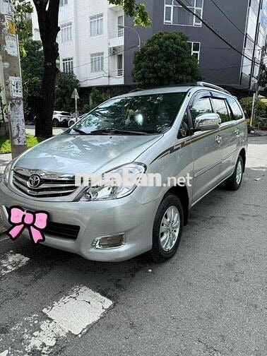 Toyota Innova 2.0  2010 V máy số zin rất đẹp.