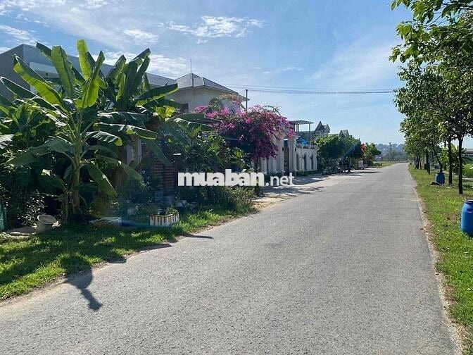 Đất mặt tiền view sông, gần tổ hợp FPT Bình Dương