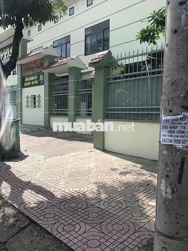 Kiot Tô Hiệu 30m có sân 6tr trường học