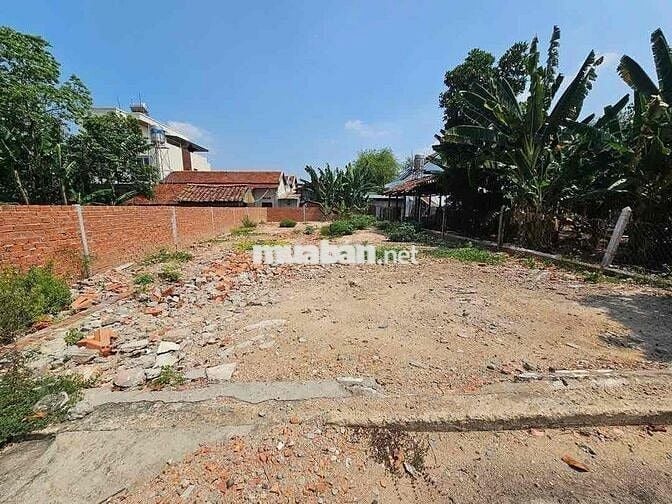 Bán đất Nhánh hẻm Trần ngọc lên Gần bv 1500 giường TP Mới Bán kính 5km