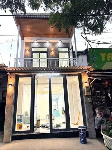 Bán nhà thanh lý giá gốc 1 tỷ 230tr ngay cổng KDC Lê Thành, Bình tân