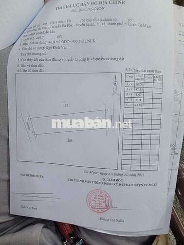 Khu dân cư, gần các tiện ích. Lên bmt 11km. 10×44. Nở hậu.