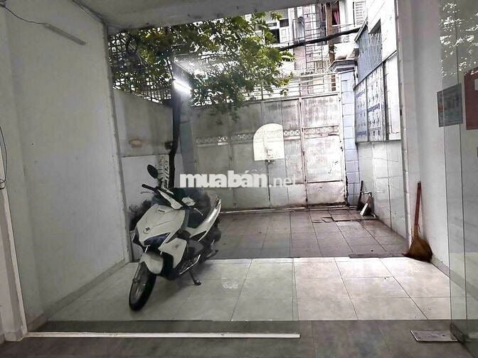 Cho Thuê Nhà Đường Hồ Văn Huê, Phú Nhuận ( 4x25m - Nhà Suốt Có Sân )