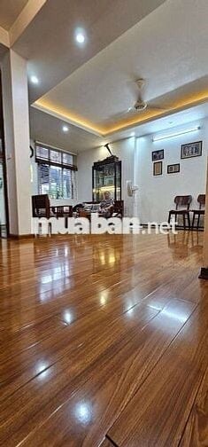 HIẾM – VIP – PHÂN LÔ LẠC TRUNG 🔥
🏡 NHÀ ĐẸP LONG LANH – Ô TÔ TRÁNH