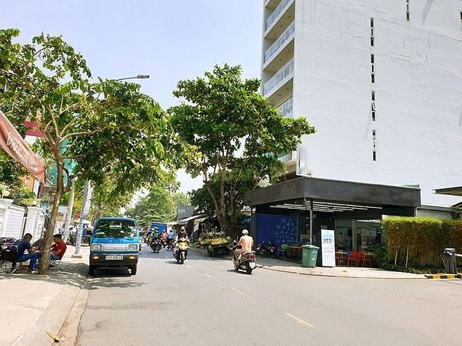 Bán nhà mặt tiền Quốc Hương Thảo Điền, 224,4m², giá chỉ 75 tỷ