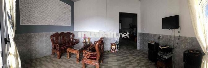 Cho thuê nhà Nguyên Căn, 100m2, nội thất cơ bản, đường Dankia Phường 7