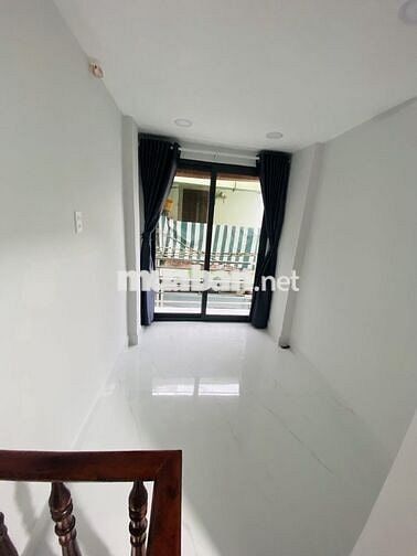 TÀI CHÍNH 1.980T- SHR- HẺM THÔNG 2M- 1T2L BTCT-2 PN-2 WC - CMT8 - Q.3