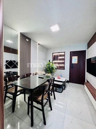 TRUNG TÂM CẦU GIẤY: CHỈ 3,6 TỶ, CĂN HỘ 60M2, 2 PHÒNG NGỦ FULL NỘI THẤT