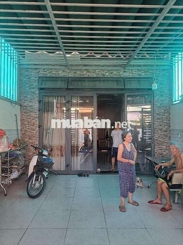 Nhà 6pn hẻm xe hơi cần bán gấp