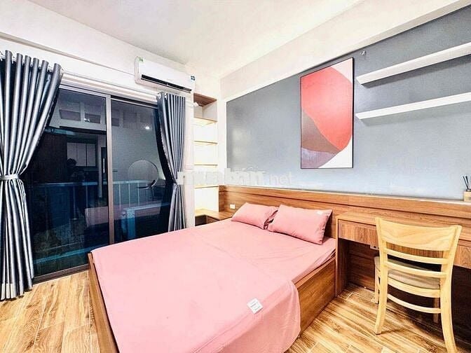 SIÊU PHẨM 1N1K-CÁCH HỒ TÂY VÀI BƯỚC CHÂN
