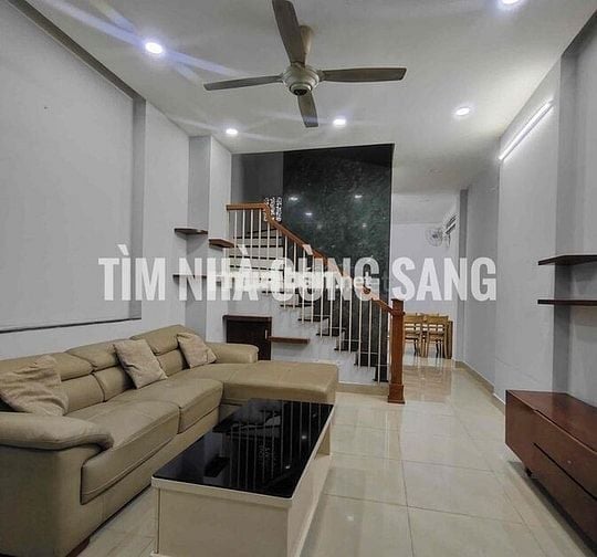 CHO THUÊ NHÀ FULL NỘI THẤT NGAY VẠN PHÚC CITY P. HBP GIÁ CHỈ 12 TRIỆU
