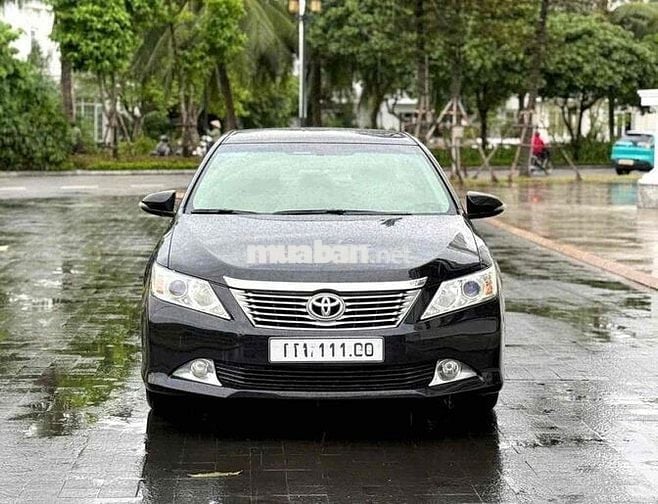 Toyota Camry 2013 2.0E - 60000 km