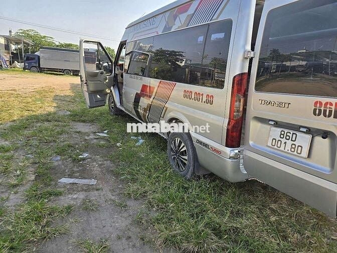 Ford transit 2016 Luxury tai van 6 chỗ