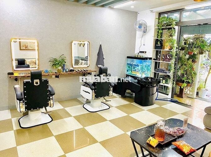Bán Nhà 3 tầng 3 mê  Trần Xuân Lê . Vị trí kính doanh  Huỳnh Ngọc Huệ