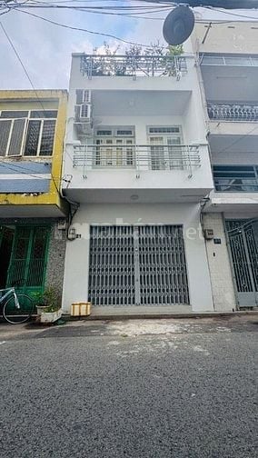Bán nhà 21 đường số 7 P4.Q4.dt:4x8m,giá:7.7tỷ(3 lầu)