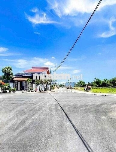 Bán lô đất 120m2 song song Võ Chí Công giá rẻ nhứt Hoà Quý