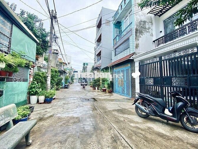 BIỆT THỰ ĐƯỜNG 7M ĐHT05 Q12-GÍAP TÂN BÌNH-125M2-2 TẦNG-9,5 TỶ
