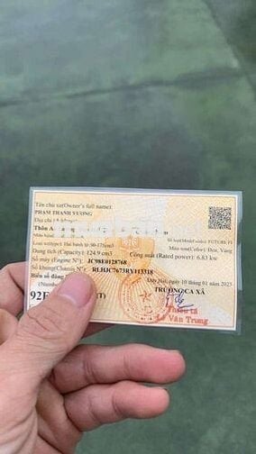 cần tiền nên mình cần bán xe đi được 2000km