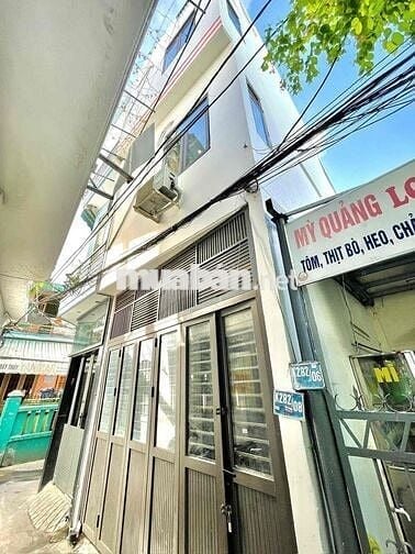 Bán nhà 4 tầng Trưng nữ vương cách đường 25m mở spa hợp lý