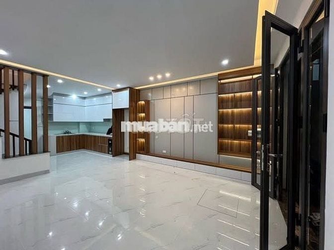 KHÓ TIN! NHÀ 6T THANG MÁY, NGUYỄN AN NINH – 40M, HƠN 9 TỶ – MỚI, ĐẸP!