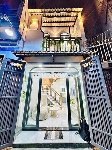 NHÀ 2 TẦNG 3 PN 2WC SÁT MẶT TIỀN tặng full nội thất Nguyễn Thượng Hiền