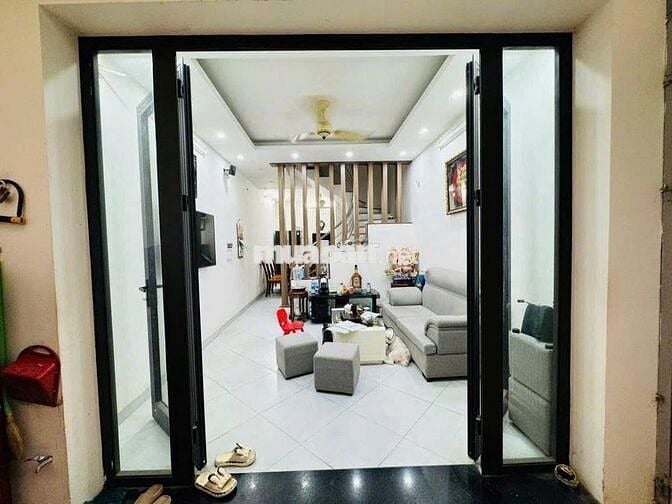 BÁN NHÀ ĐẸP PHỐ THỤY KHUÊ – 2 THOÁNG TRƯỚC SAU – TRUNG TÂM TÂY HỒ