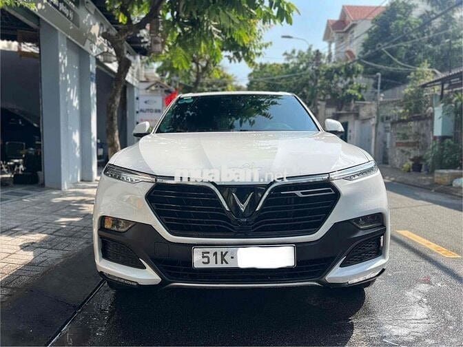 VinFast Lux SA2.0 base 2022 - 38000 km