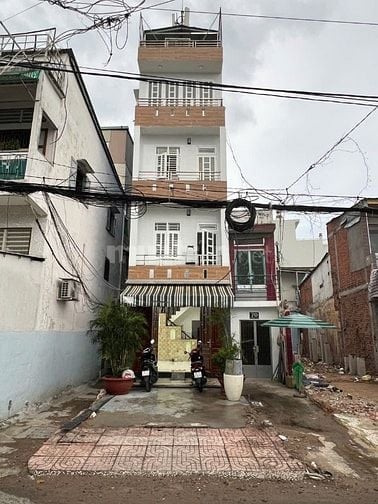 Cho thuê nhà mặt tiền số 72 Nguyễn Duy phường Chánh Hưng, 4x10m, 2 lầu