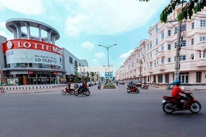 🆘CHO THUÊ MẶT BẰNG MẶT TIỀN NGUYỄN VĂN LƯỢNG🆘5,6X20M + GÁC🆘TRỐNG SUỐT