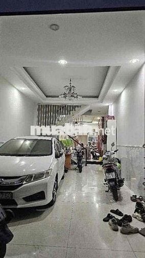 Nhà Đẹp Nhất 4 Tầng — P10 Tân Bình Gần Âu Cơ Thái Thị Nhạn(4m x 16m)