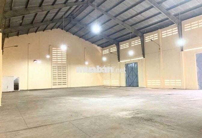 CHO  THUÊ  KHO  XƯỞNG ( 400 m2)  HƯƠNG LỘ 2.  QUẬN BÌNH  TÂN