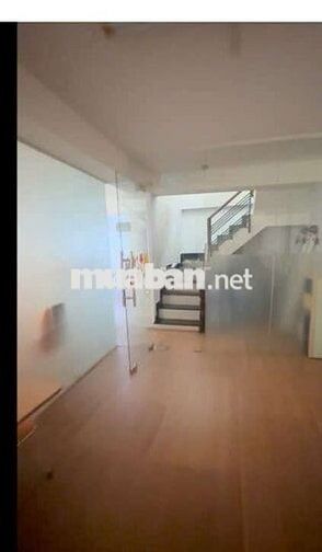 Cho thuê nhà nguyên căn mặt tiền đường Nguyễn Ảnh Thủ, quận 12
