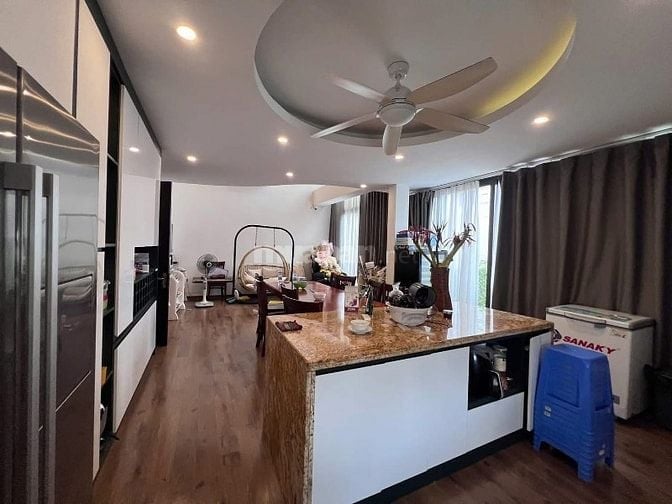 Bán nhà Phân lô, cao cấp Trần Quang Diệu, 7 tầng, đầy đủ nội thất xịn 