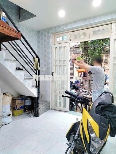 CHỈ 2,5 TỶ ĐÃ CÓ NHÀ ĐINH TIÊN HOÀNG P1 BÌNH THẠNH-16,2M2-NHÀ MỚI