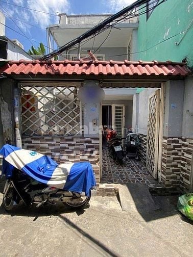 Hẻm CMT8,ngang 4m,Nở Hậu 8m,Thông ra Hoà Hưng,Cao Thắng gần siêu thị