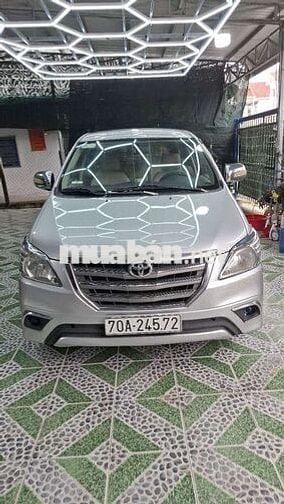 Inova 2014 J, chính chủ gia đình đang dùng