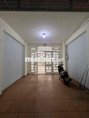 NHÀ MỚI OTO ĐẬU TRONG NHÀ - DT 4.5mx21m - HẺM VIP NGUYỄN TRỌNG TUYỂN