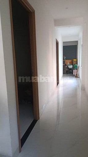 Nhà 2 mặt tiền Hoàng Văn Thái 