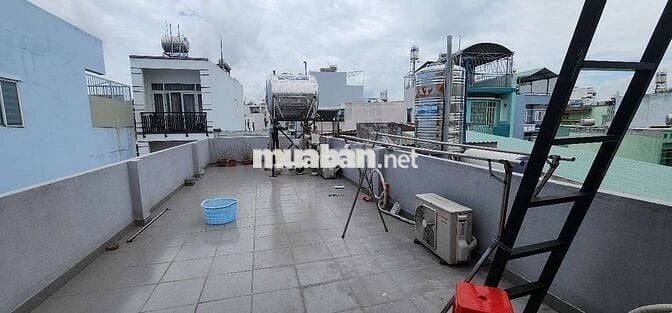 Cho thuê phòng trọ mặt tiền quận Tân Phú, gần chợ, AEON Tân Phú