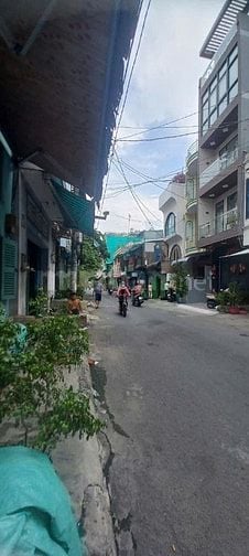Cho thuê nhà mặt tiền Đội Cung, P.8, Q.11 giá 20tr