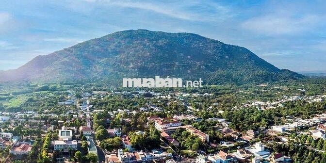 Đất ngộp ngay núi Chứa Chan 5x28m thổ cư sổ riêng chỉ 670tr
