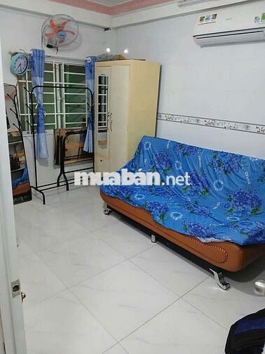 Phòng trọ cho thuê sạch sẽ thoáng mát 12m2 đường thành Thái p14q10
