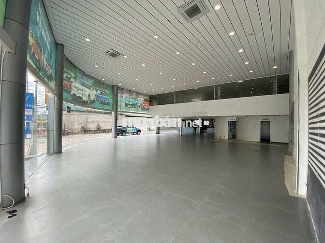 CHO THUÊ SHOWROOM - NGAY GÓC NGÃ TƯ LỚN - TRUNG TÂM TP CẦN THƠ