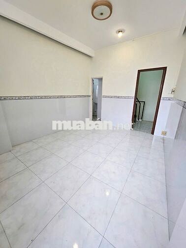NNC HXH Lê Văn Duyệt P3 Bình Thạnh 4x7m 2 Lầu 2PN. Giá 12 triệu/ tháng