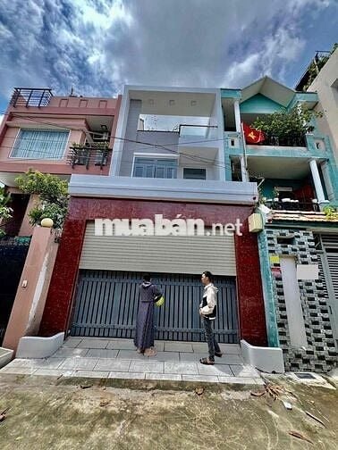Nhà Mới Sạch Sẻ DT 5x20 1Trệt 2Lầu 4Pn 3Wc Sân Rộng Đậu Ôtô 7 Chổ