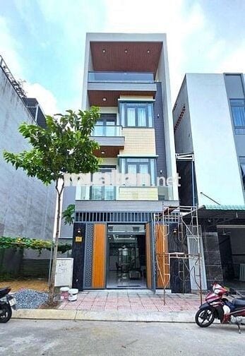 CỰC PHẨM NHÀ ĐẸP - 104B Thành Thái, P.12, Q.10 - 5x20m - 6PN