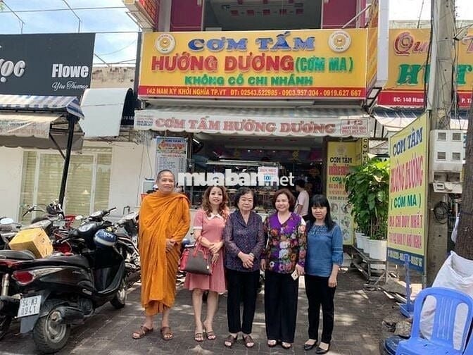 Bán nhà kinh doanh cơm tấm Hướng Dương - cơm ma